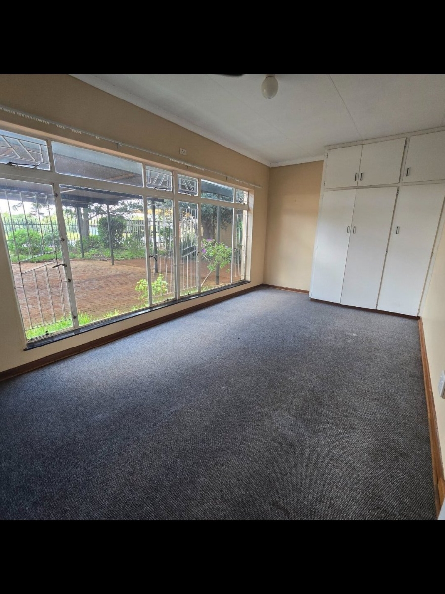 13 Bedroom Property for Sale in Universitas Free State